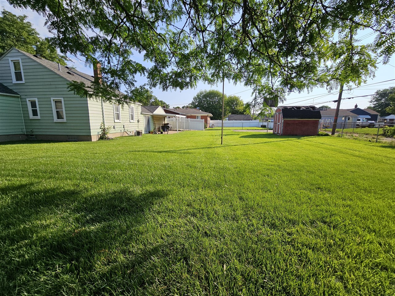 4269 5th Street Property Photo 23
