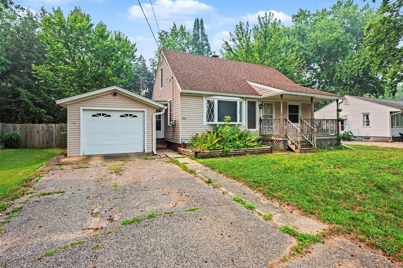 1050 Bloomfield Avenue Property Photo 1