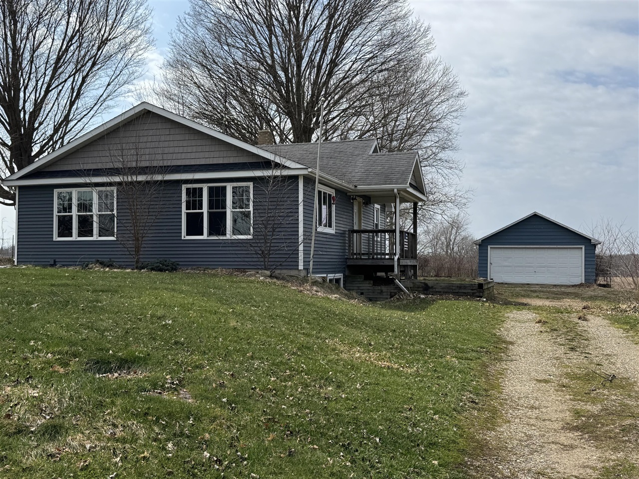 13512 S 42nd Street Property Photo 1