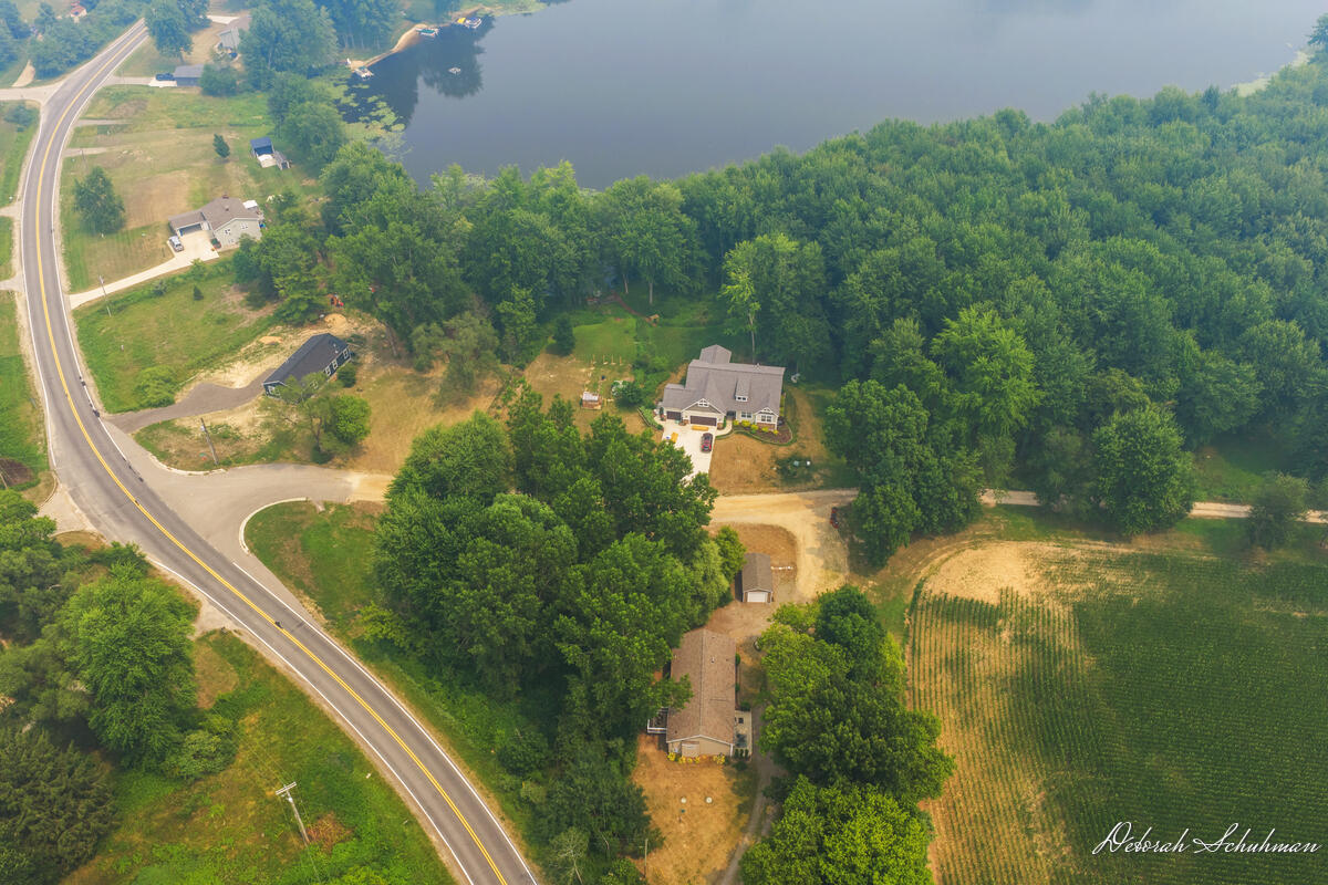 9696 10 Mile Road Property Photo 20