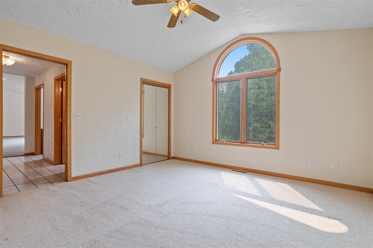 8270 Huff Road Property Photo 10