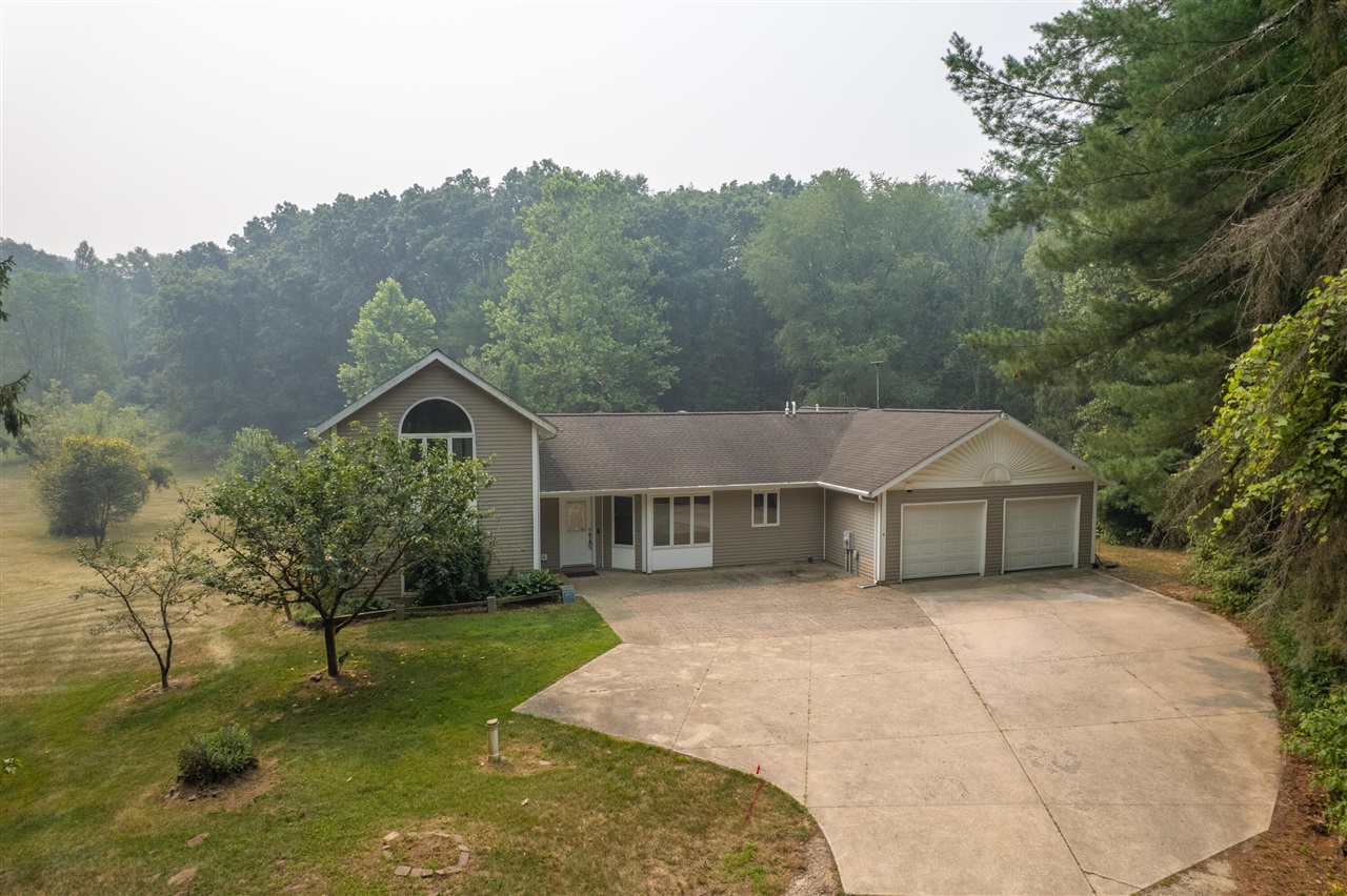 8270 Huff Road Property Photo 31