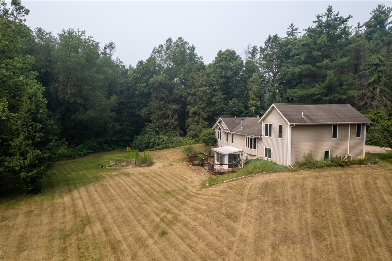 8270 Huff Road Property Photo 32