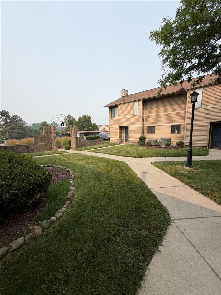 325 Briarcrest Drive Property Photo 1