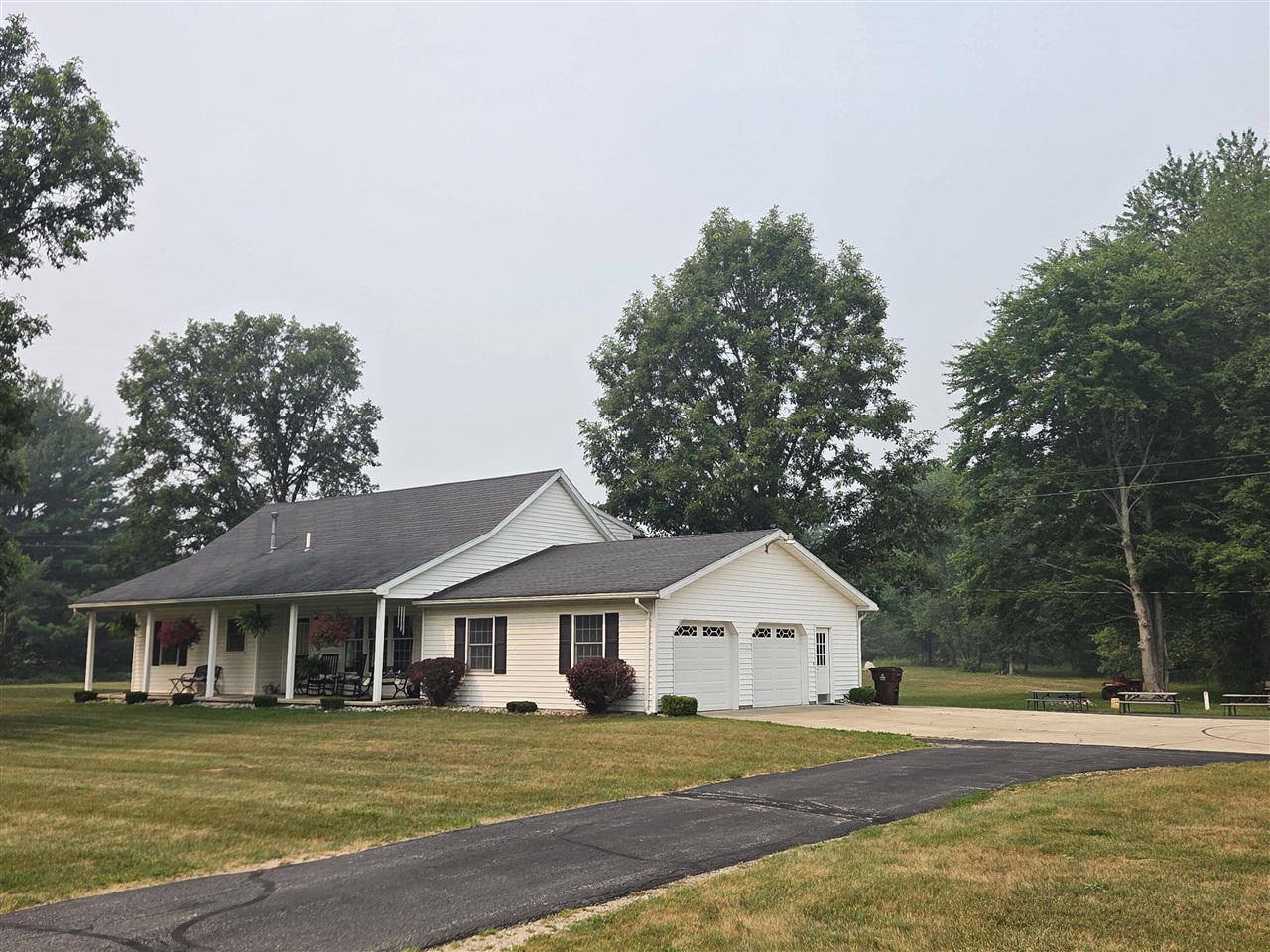 7202 S Garlock Road Property Photo 1