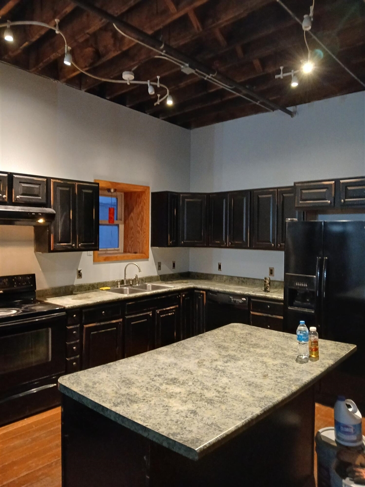 42 W Chicago Street Property Photo 2