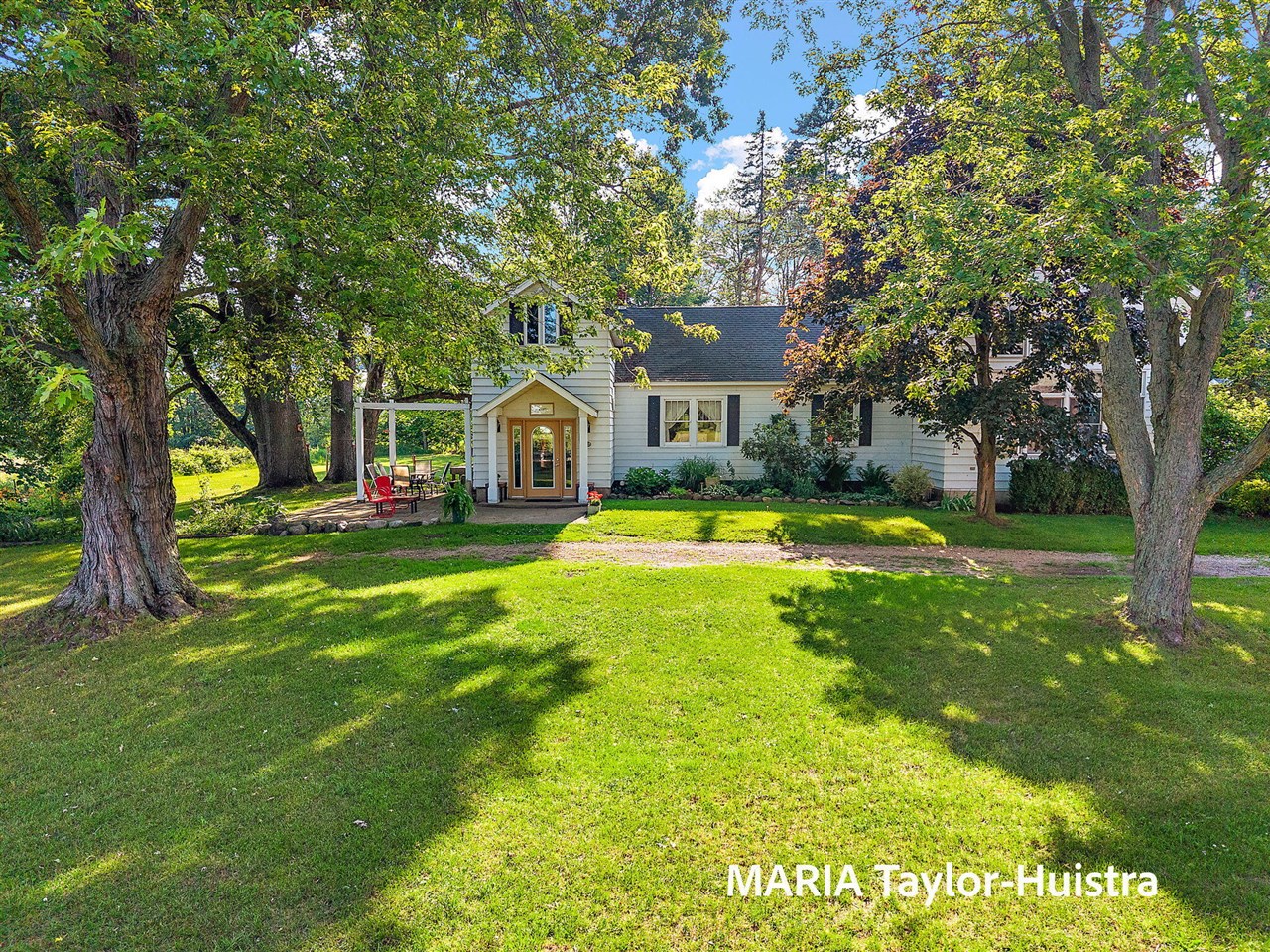 13388 Rich Street Property Photo 1