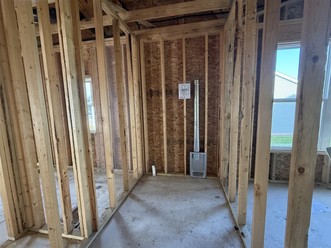11941 Smithfield Drive Property Photo 4