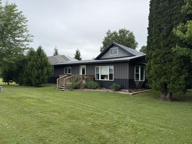 4850 N Bollinger Road Property Photo 3