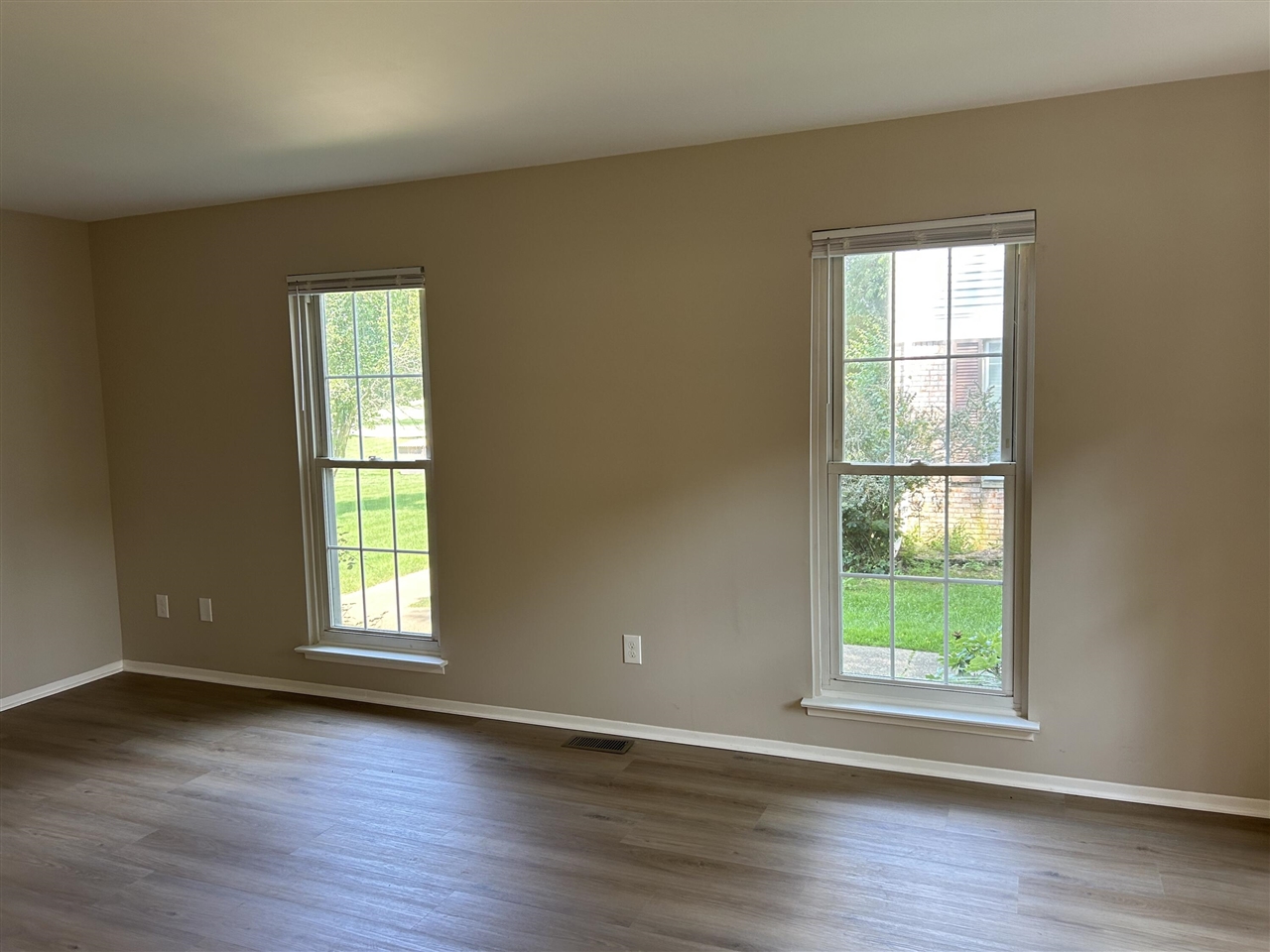 3288 Alpine Drive Property Photo 11