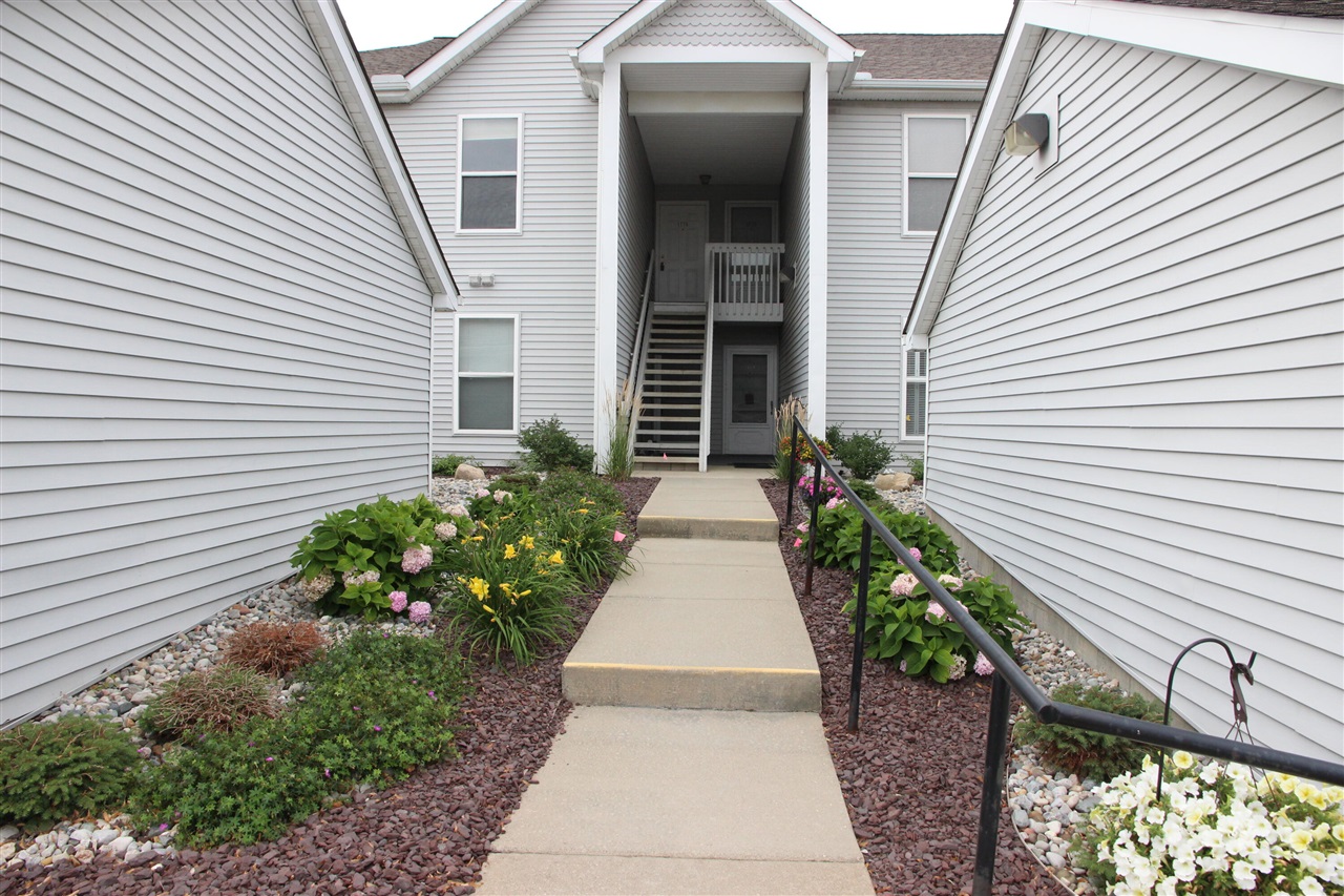 1774 Weatherstone Drive Property Photo 1