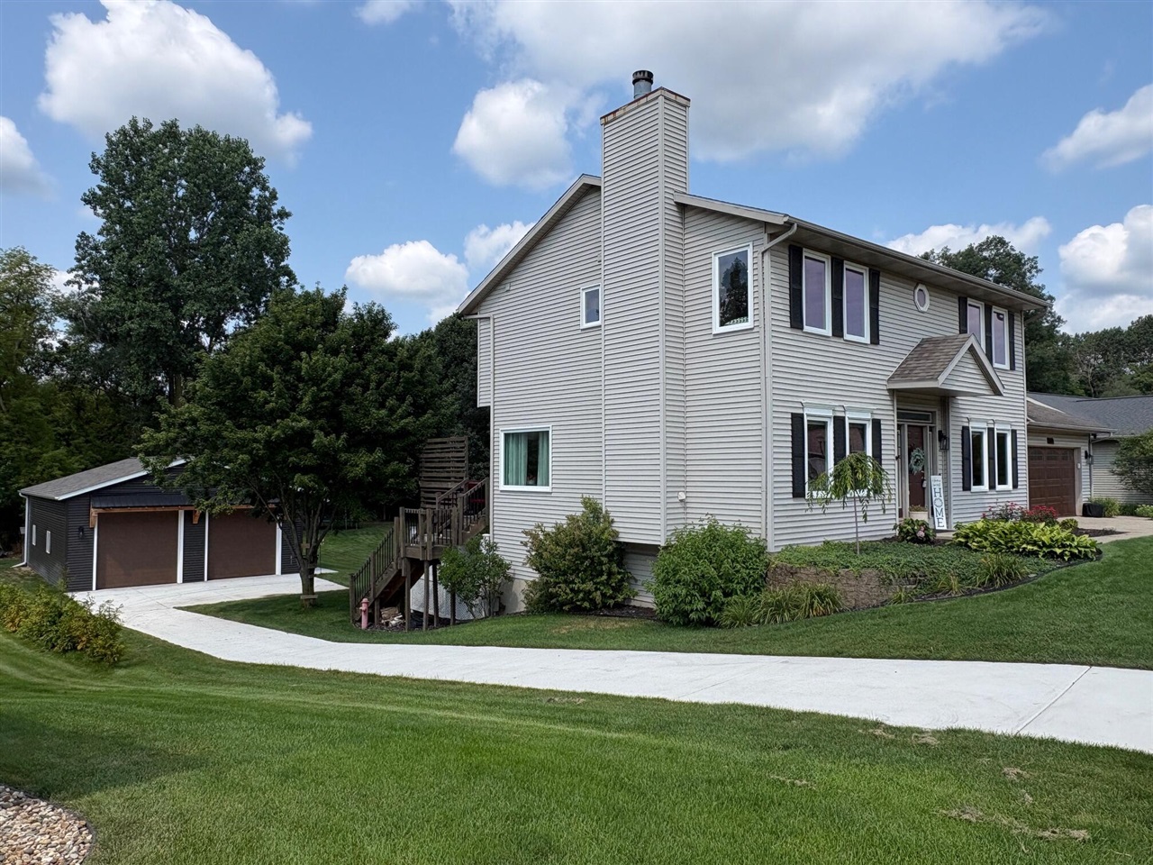 1694 Leisure Court Property Photo 1
