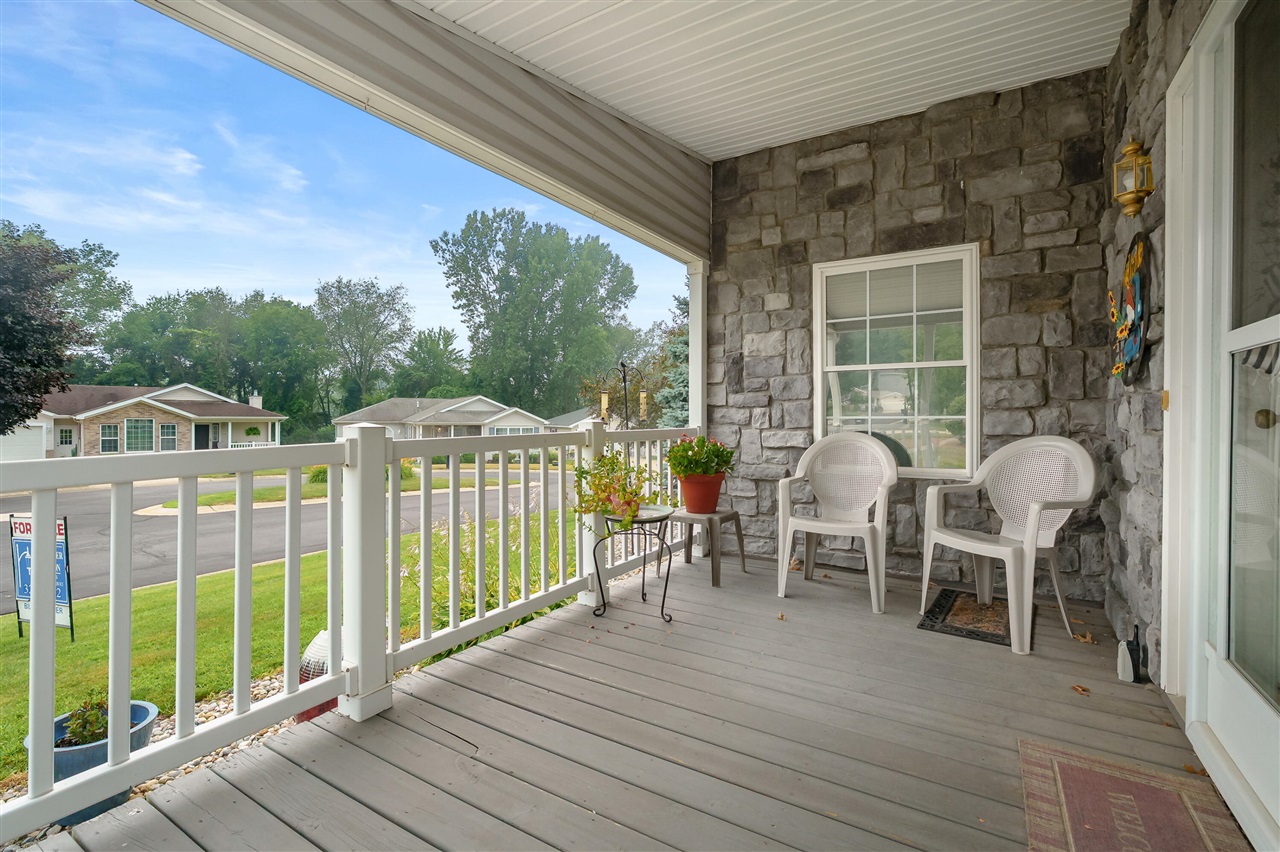 5289 Pine Arbor Ridge Property Photo 3