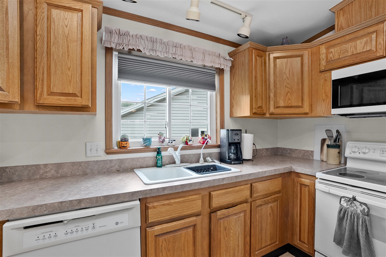 5289 Pine Arbor Ridge Property Photo 9