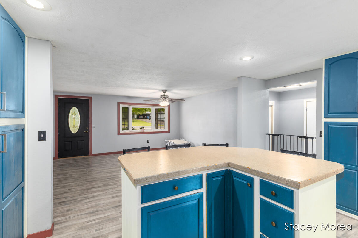 1910 Waterview Way Property Photo 10