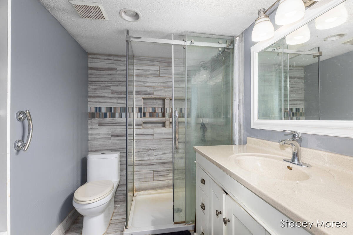 1910 Waterview Way Property Photo 16