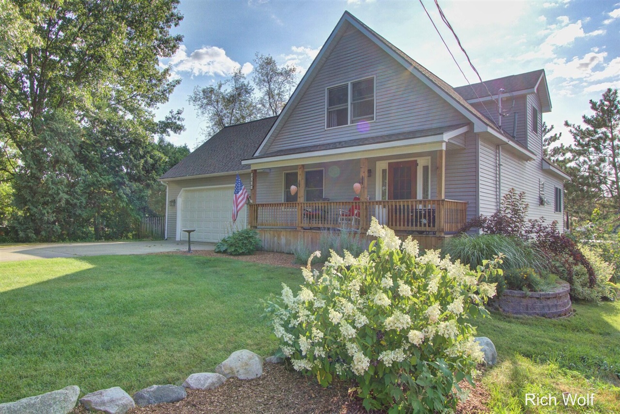 8611 Mohawk Trail Property Photo 1