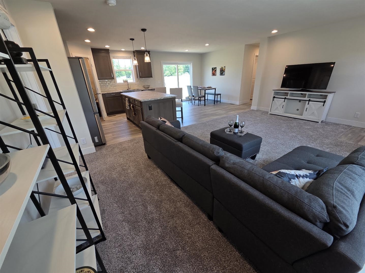 19068 W Yankee Road Property Photo 8