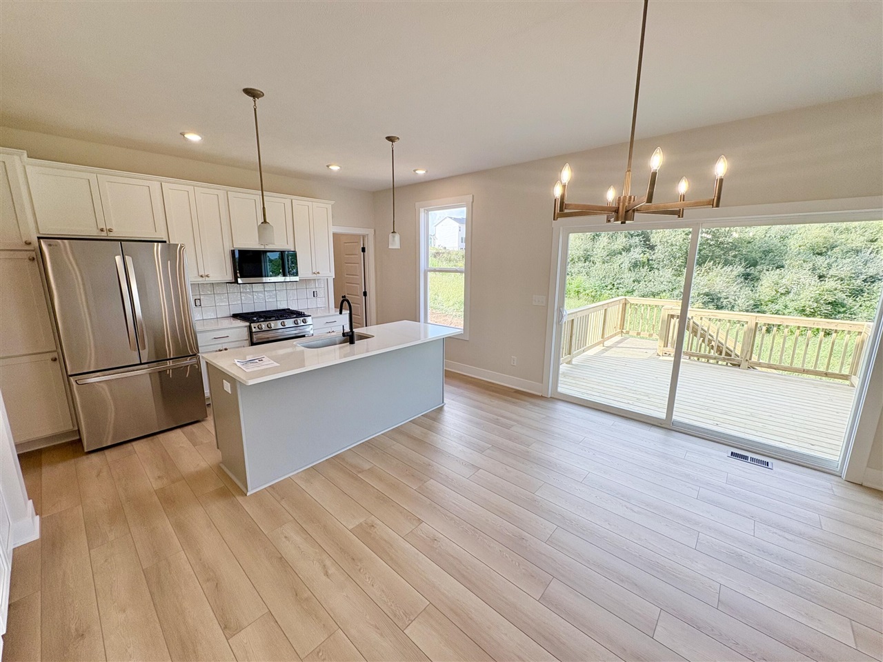 8321 Kettle Oak Drive Property Photo 4