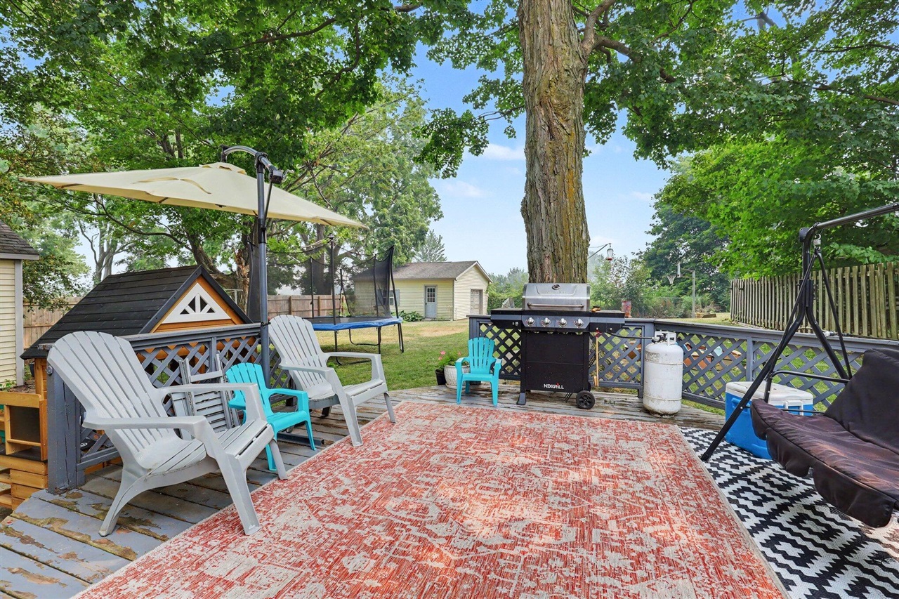 42 E Waterloo Street Property Photo 20