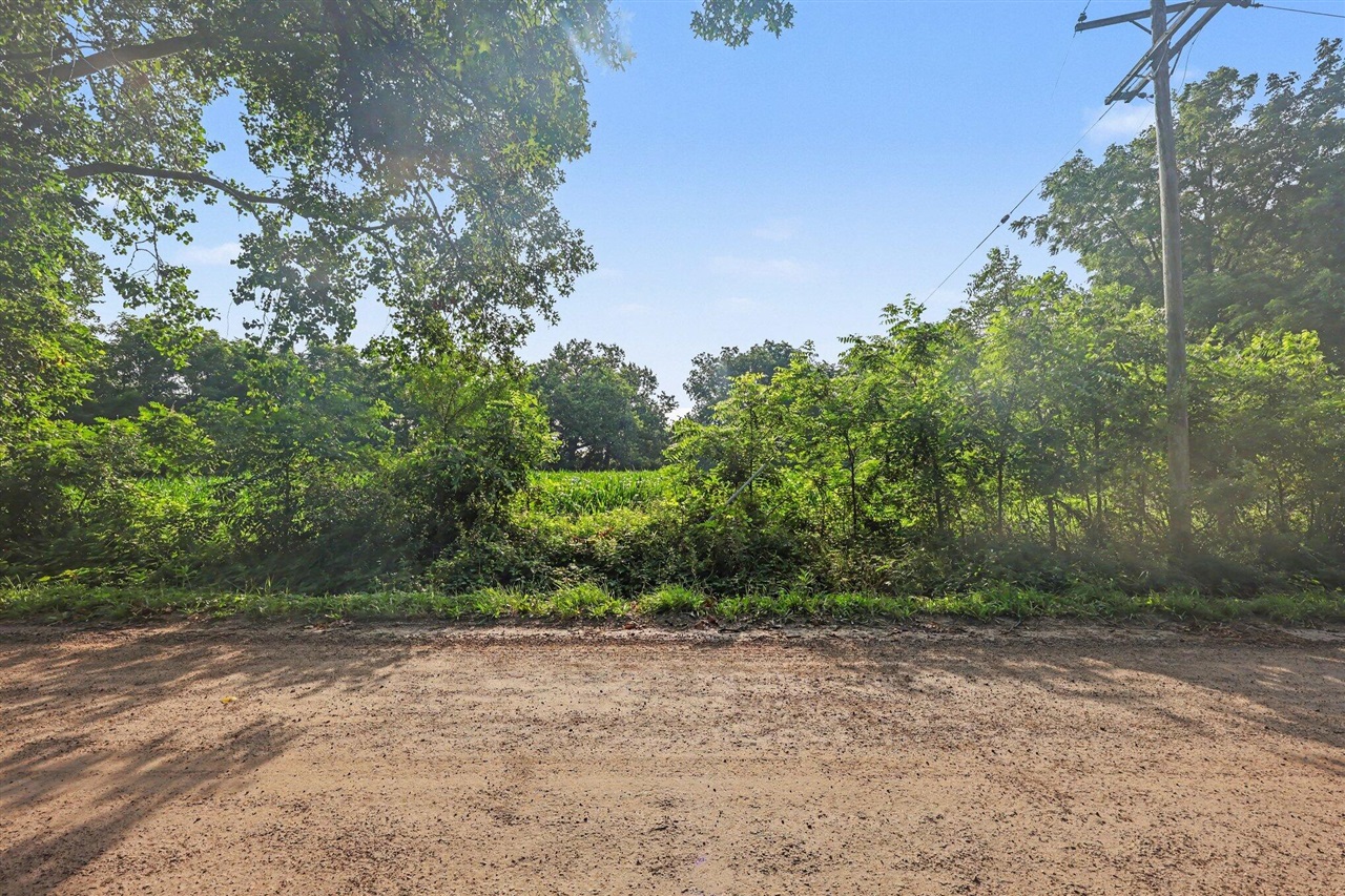 V Gramlich Road Property Photo 14