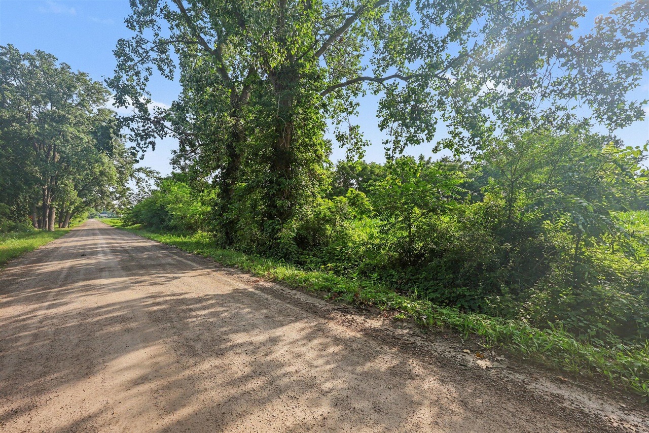 V Gramlich Road Property Photo 16