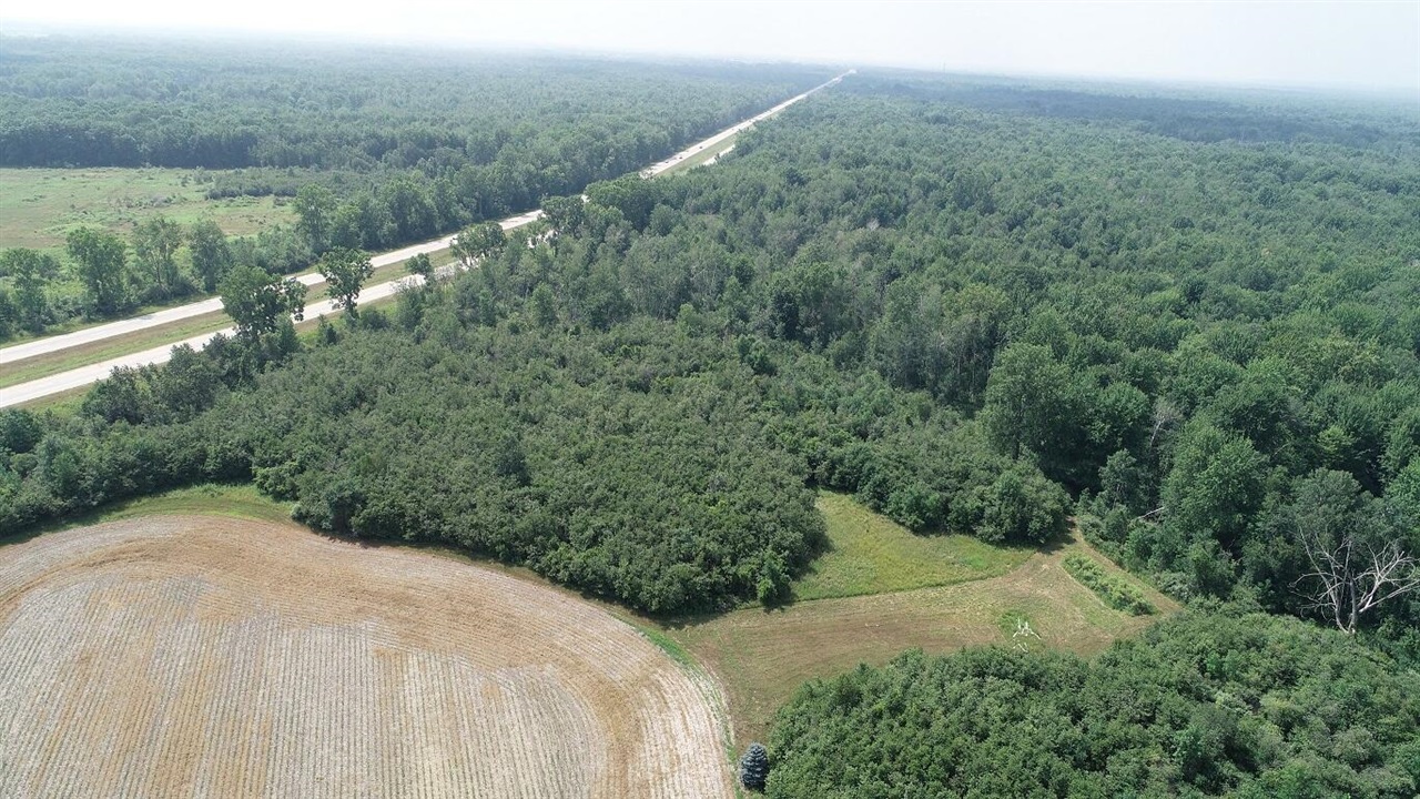 Ne County Line Road Property Photo 47