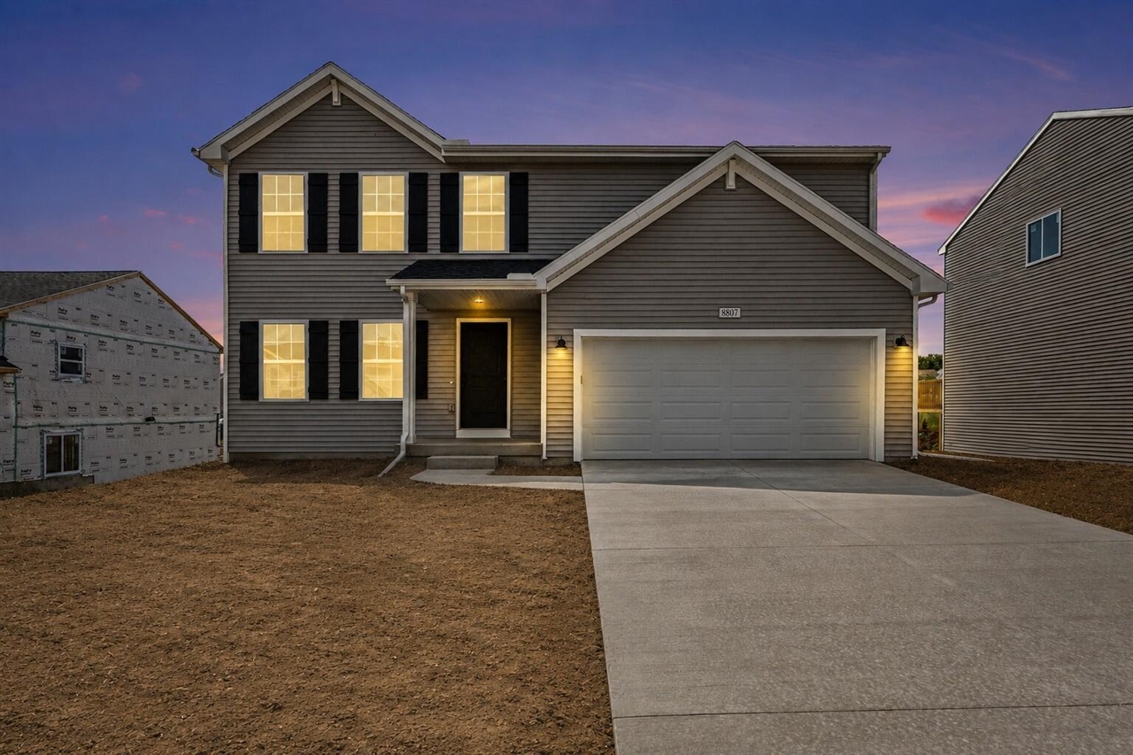 8807 Cowley Court Property Photo 1