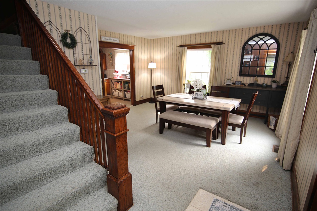 158 W Read Street Property Photo 2