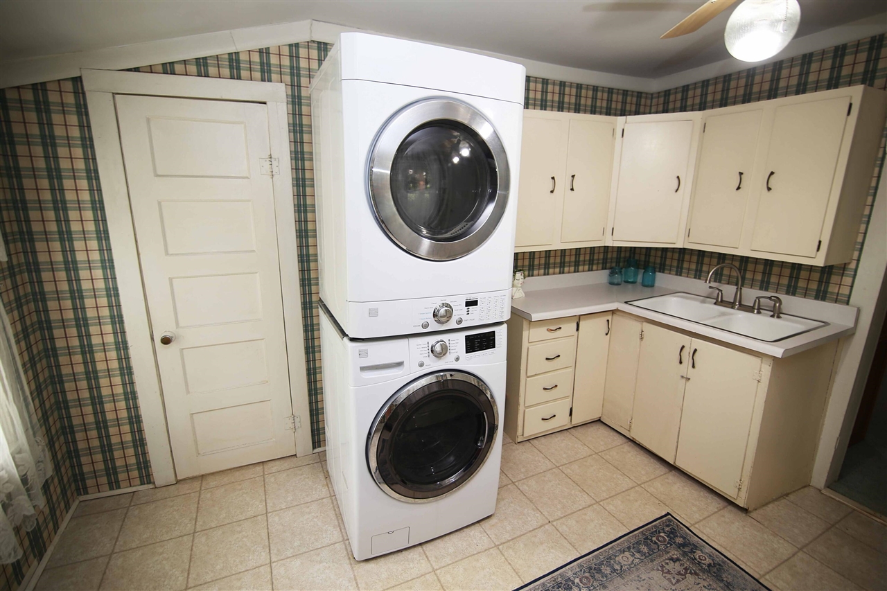 158 W Read Street Property Photo 15