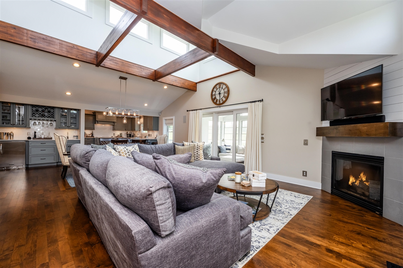 4980 Spring Creek Road Property Photo 4
