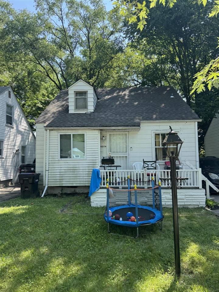 9374 Minock Street Property Photo 1