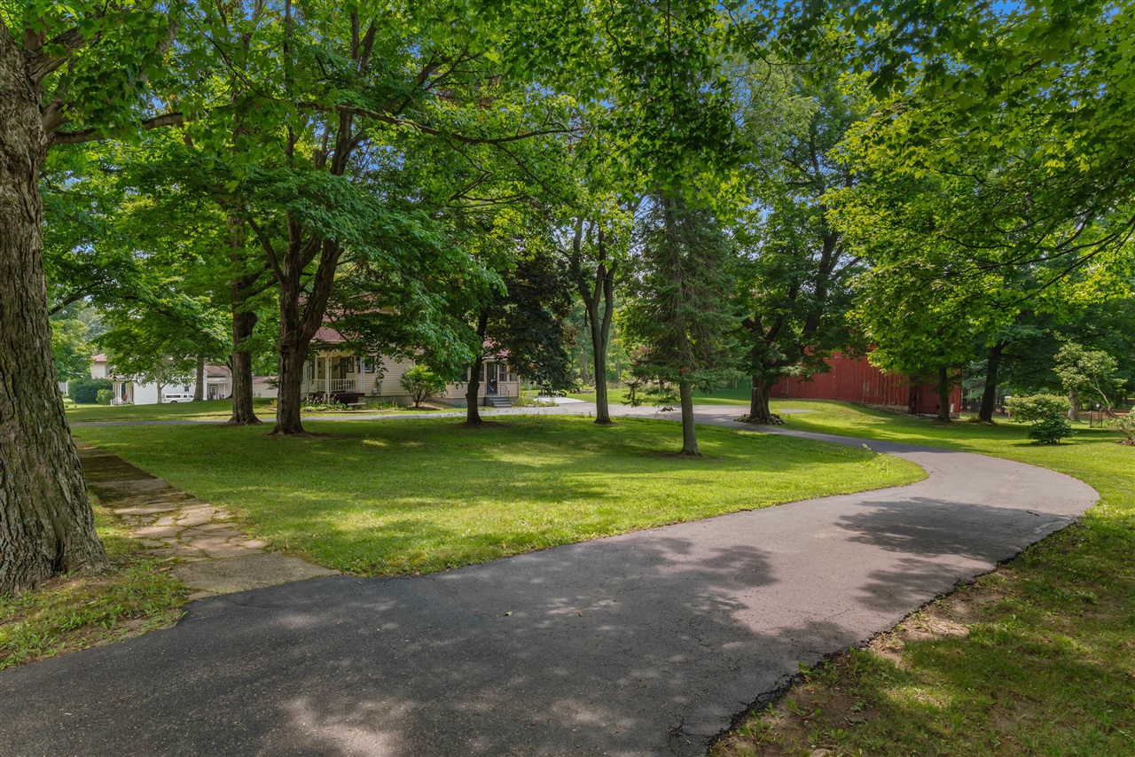 235 E Main Street Property Photo 46