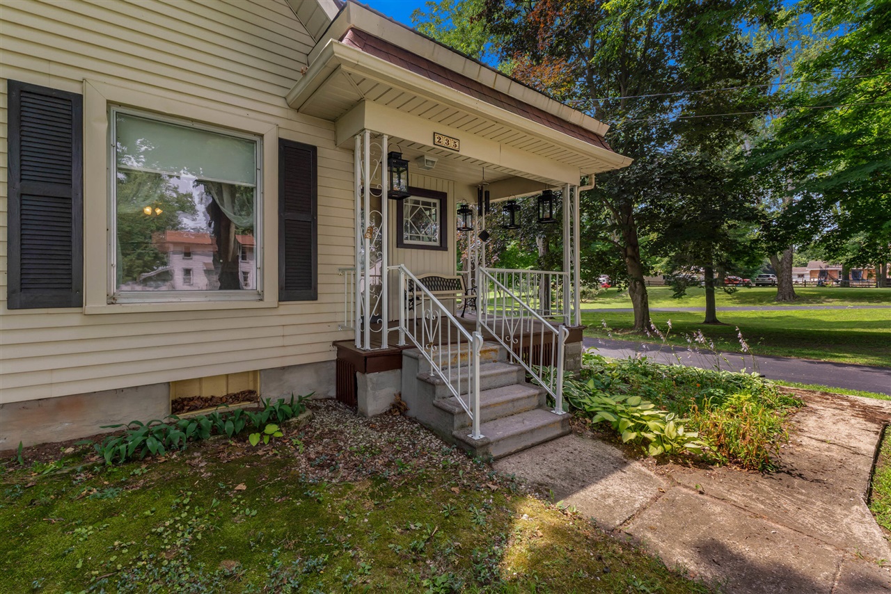 235 E Main Street Property Photo 49