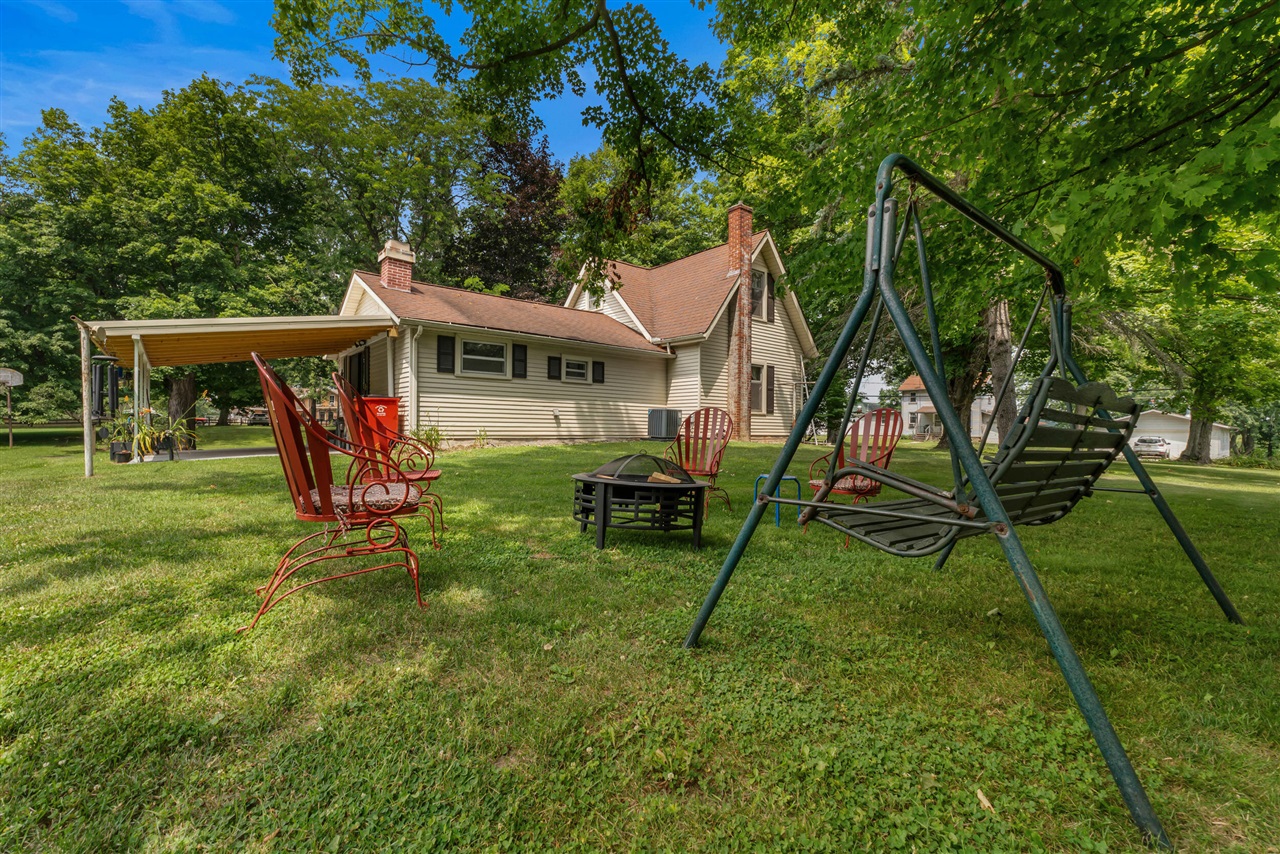 235 E Main Street Property Photo 50