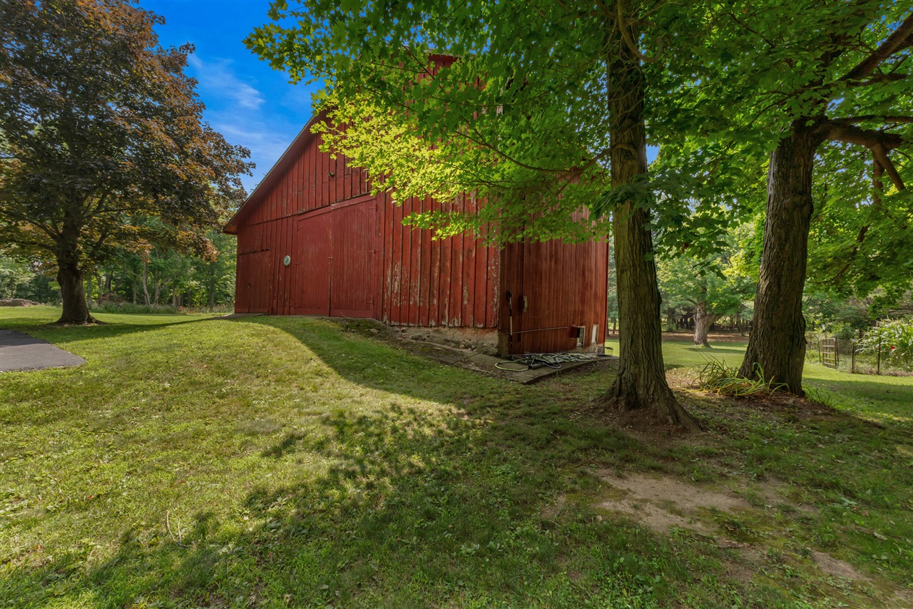 235 E Main Street Property Photo 66