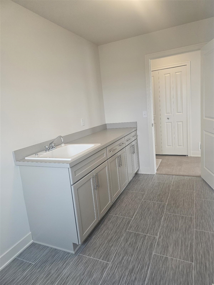 10613 Valley View Drive Property Photo 24