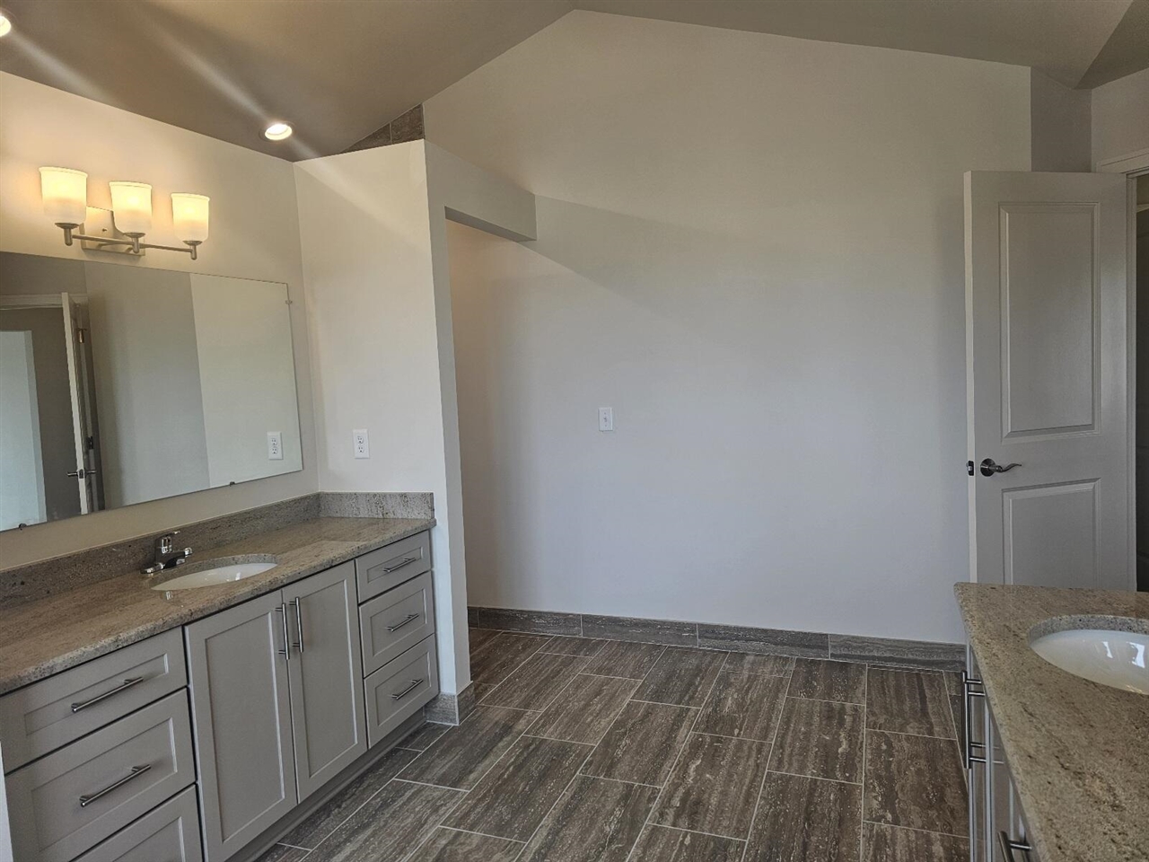 10613 Valley View Drive Property Photo 61