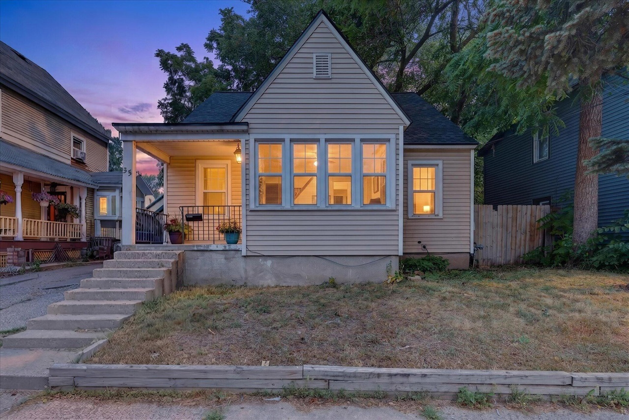 55 Elm Street Property Photo 1