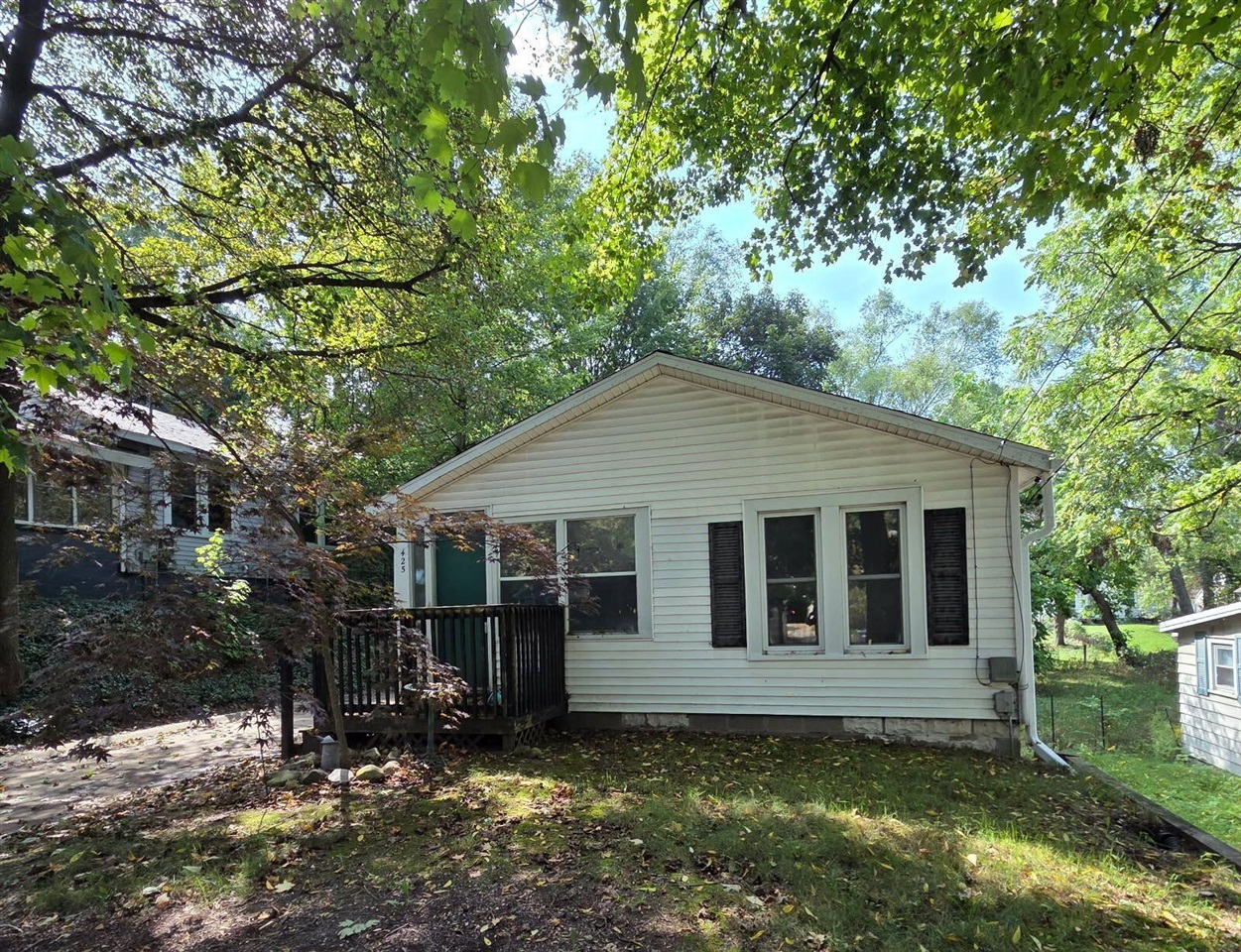 425 Garland Street Property Photo 1