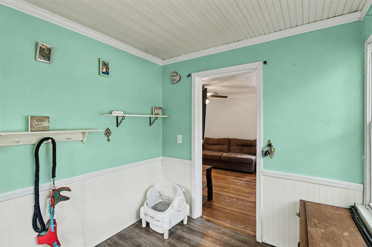 425 Garland Street Property Photo 4