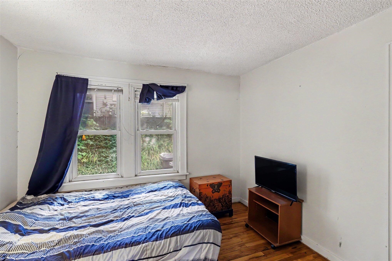 425 Garland Street Property Photo 13