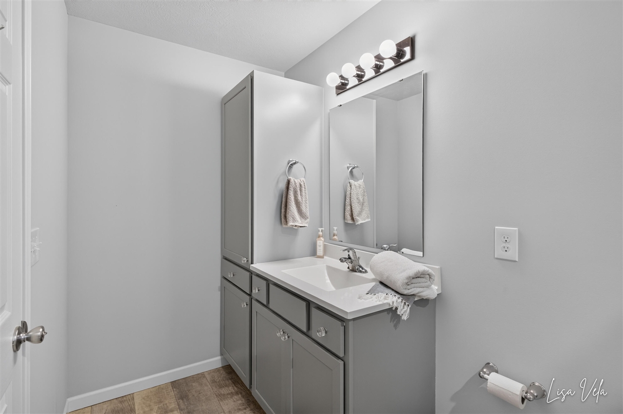 1309 Waterpoint Court Property Photo 21