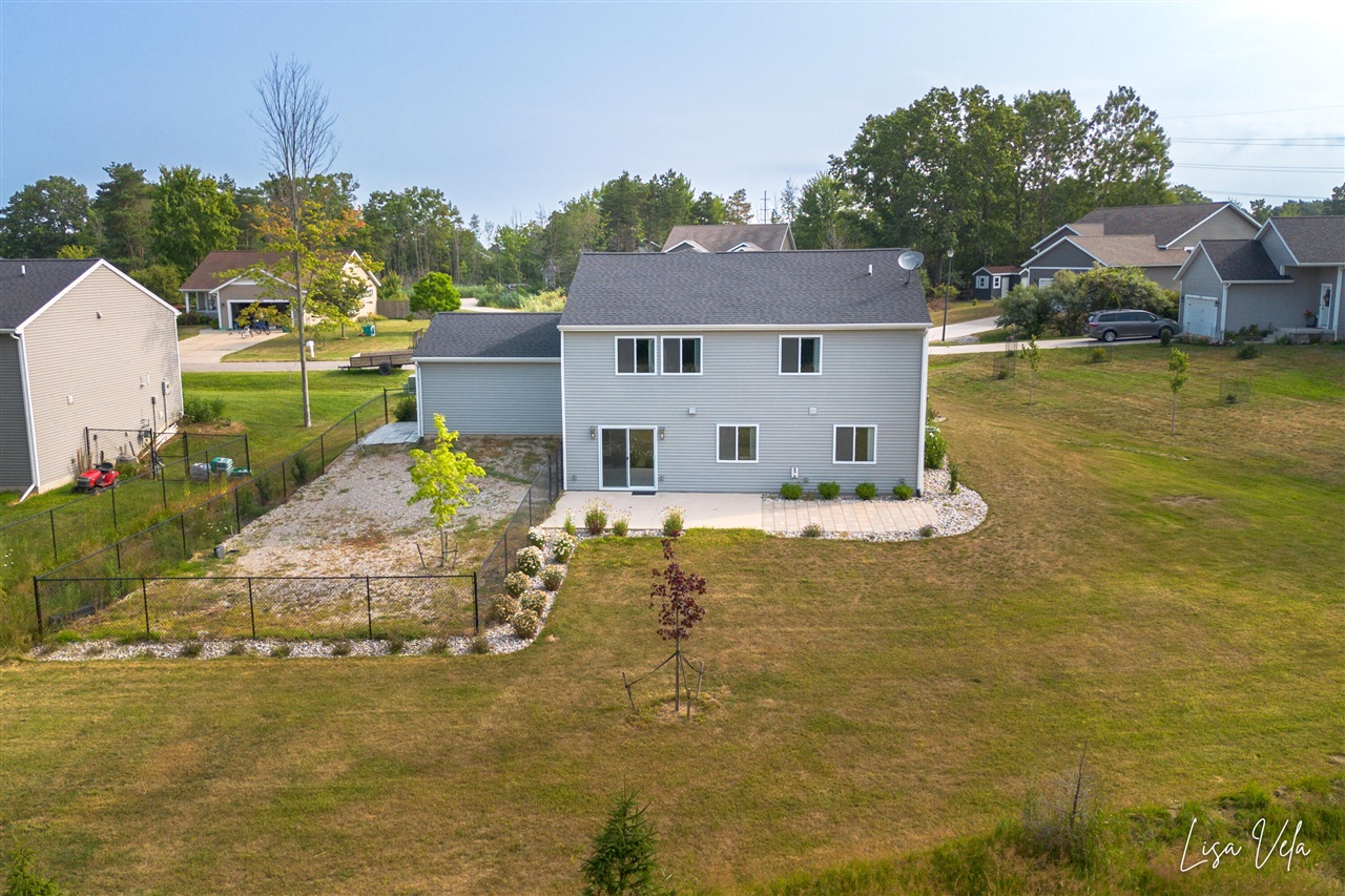 1309 Waterpoint Court Property Photo 40