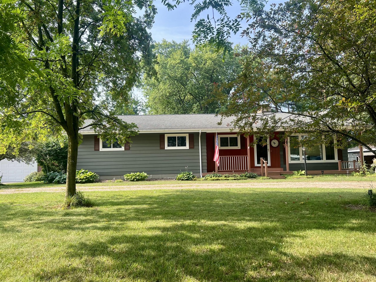 15747 Coral Road Property Photo 1