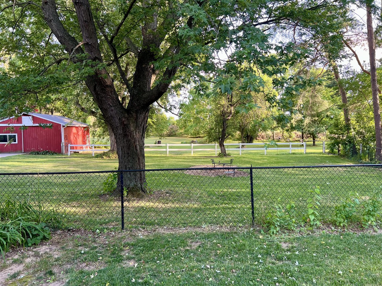15747 Coral Road Property Photo 10
