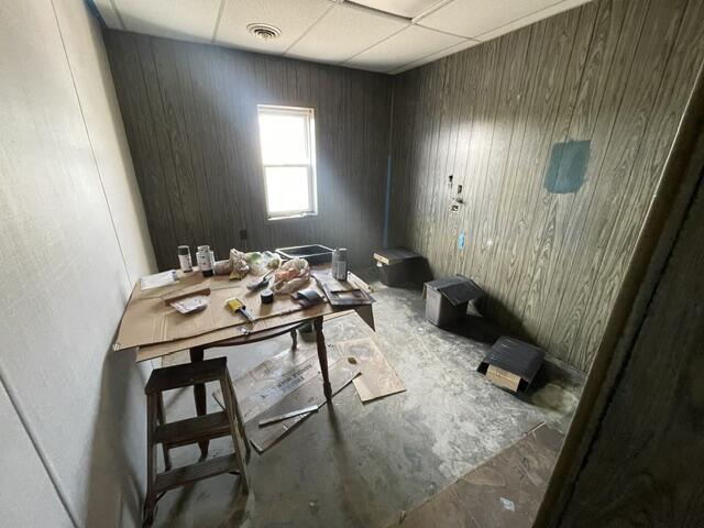 385 Airport Drive Property Photo 14