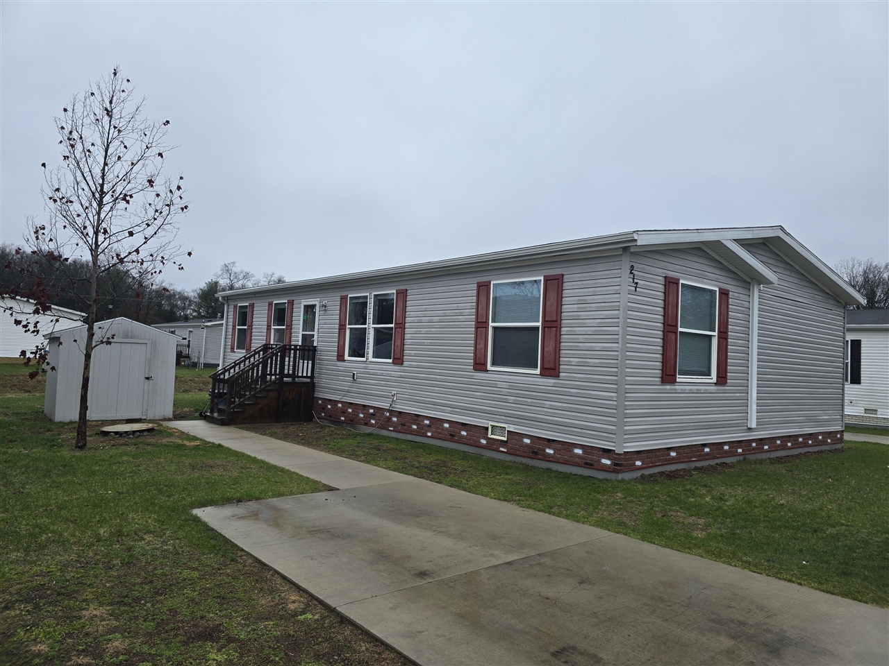 217 Braeburn Drive Property Photo 1