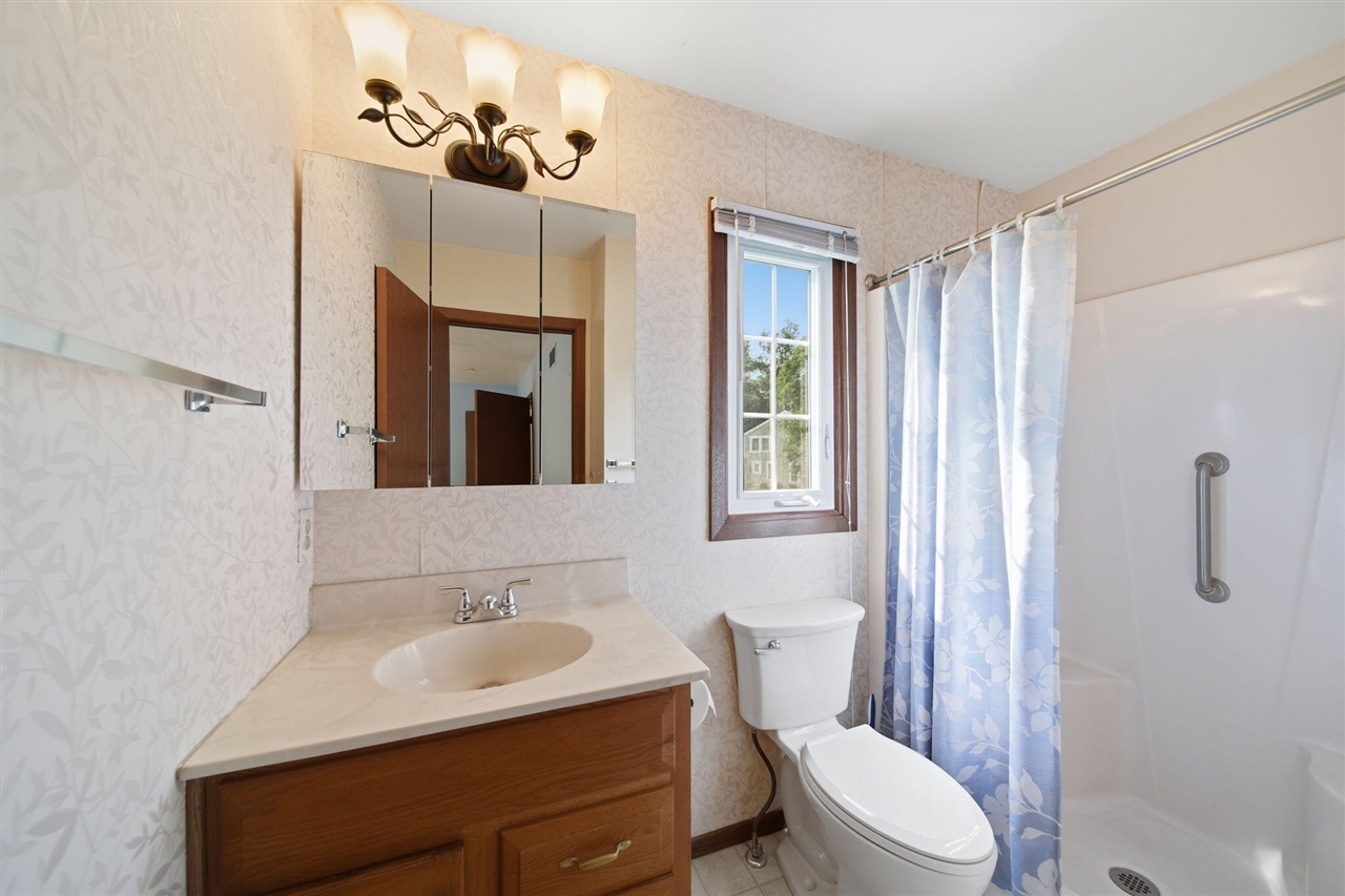 2760 Walden Woods Boulevard Property Photo 24