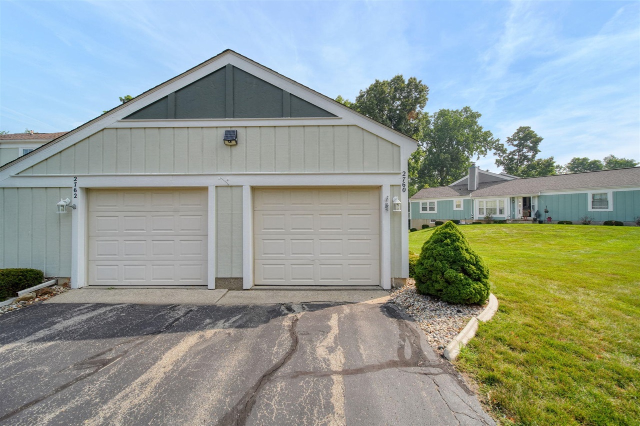 2760 Walden Woods Boulevard Property Photo 36